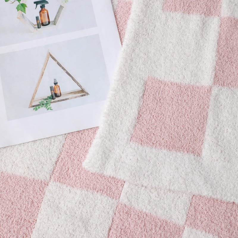 bearberry Fuzzy Checkerboard Grid Throw Blanket Soft Cozy Warm Microfiber Blanket Decor for Couch Sofa Bed Travel Home (Pink  50''x60'') - Image 4